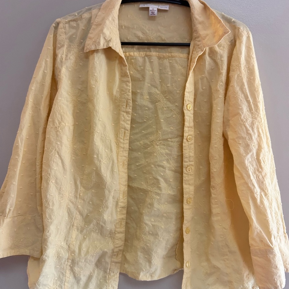 JM Collection Pale Yellow Cotton Button-Down Shirt